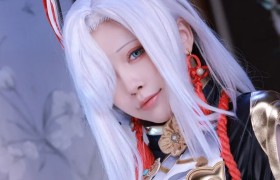 水淼aqua申鹤COS 当穿上服装那一刻侠女形象突显