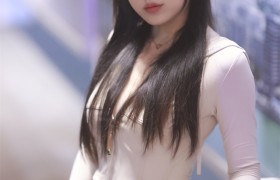 小女巫露娜个人介绍高清图片，多才多艺双线发光