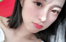 一尾阿梓真实日常照片，个性鲜明魅力独特
