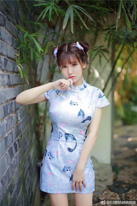 周大萌和k8傲娇萌萌是同一个人吗，周大萌改名叫什么？-1