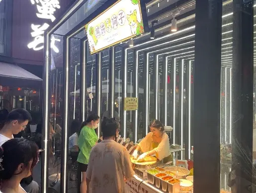 狗头萝莉又被粉丝举报，因摊位缺证暂停营业！-2