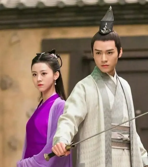 龚俊的女朋友是谁？盘点龚俊三任绯闻女友徐沐婵、郑湫泓、刘人语-2