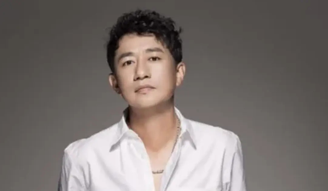 伍洲彤有几任妻子，伍洲彤一共结过几次婚有几次婚姻-1