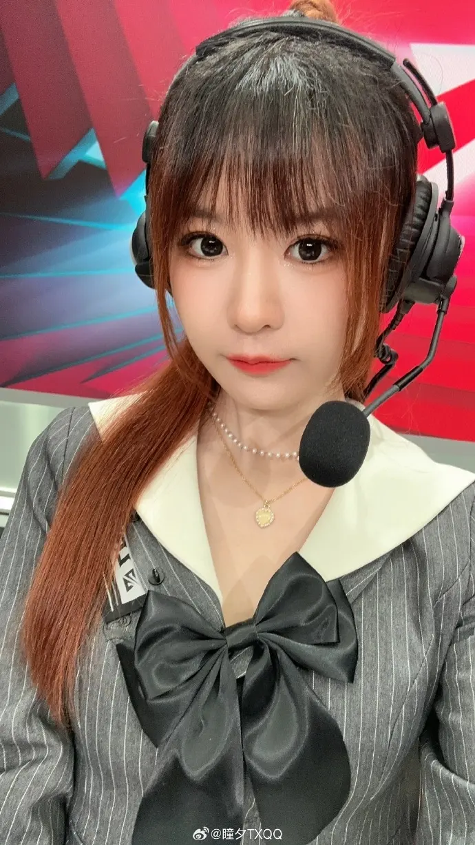 LOL女解说颜值排行榜：美貌与实力并存的电竞女神-3